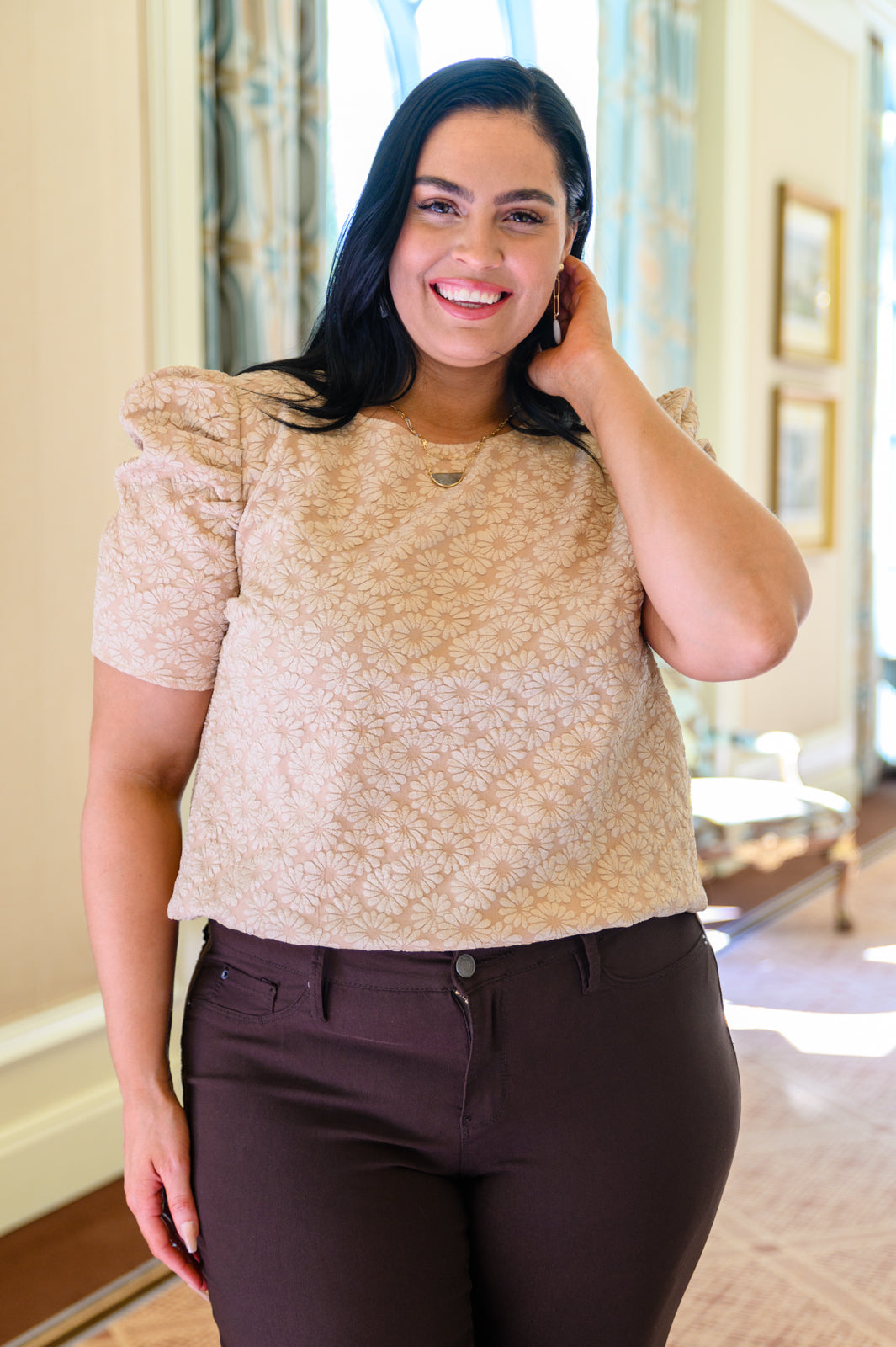 Kelsi Jacquard Puff Sleeve Top In Tan