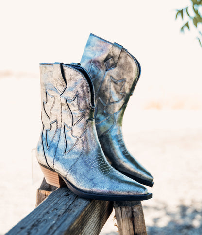 Jersey Metallic Boot in Silver